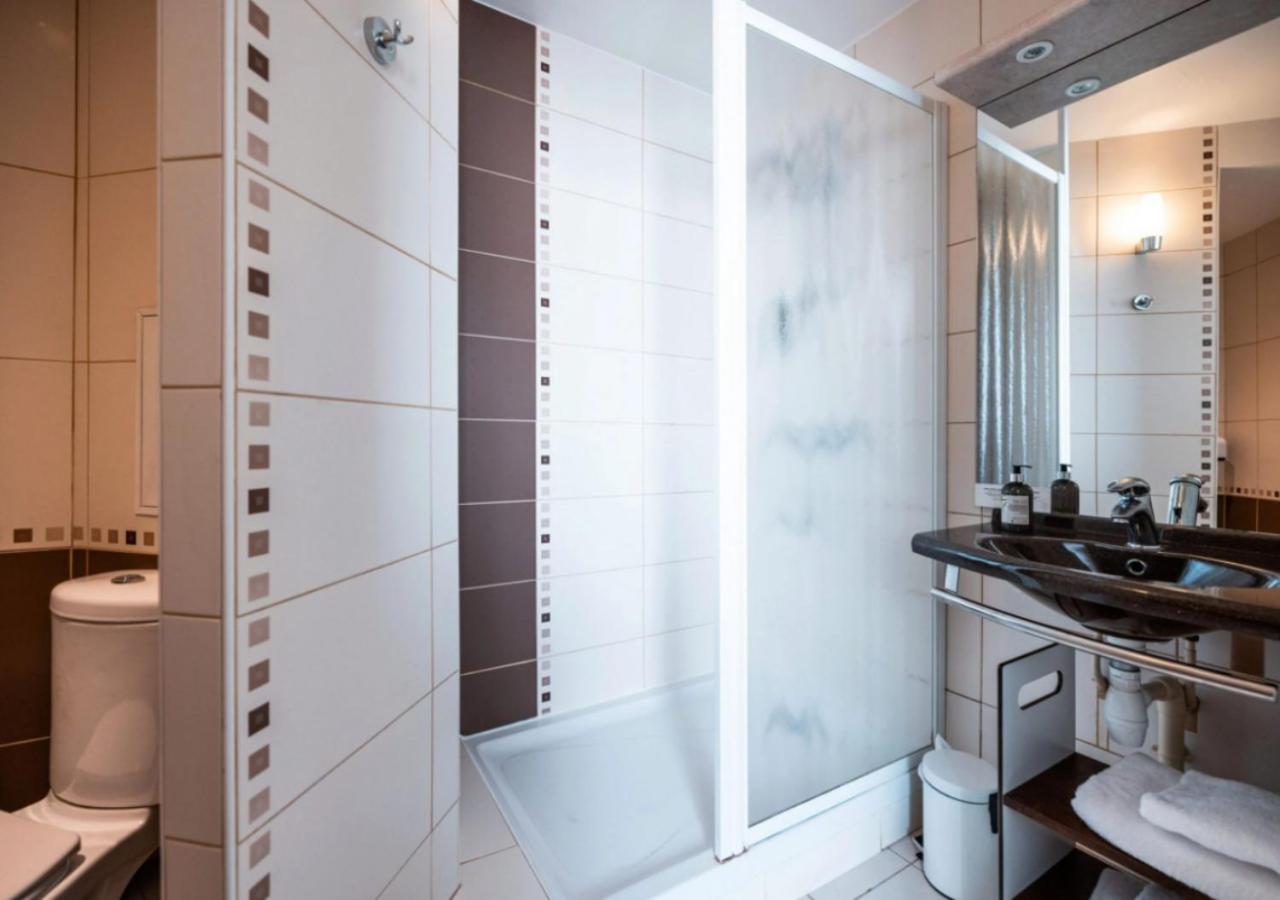 Logis Boutique Hotel Novalis Gradignan Esterno foto